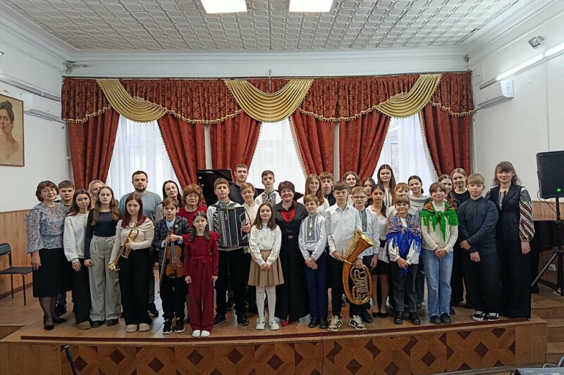 На сцені коледжу виступали вихованці студентів старших курсів